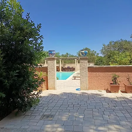 Casa Campofreddo - Dimora Rustica Con Piscina 빌라 마두리아